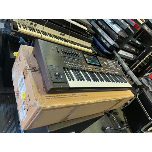 Brand new Korg PA5X 61-Key keyboard Professional Arranger PA 5X Synthesizer