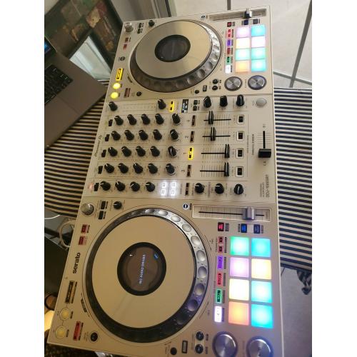 Pioneer DDJ-1000SRT-W 4-channel