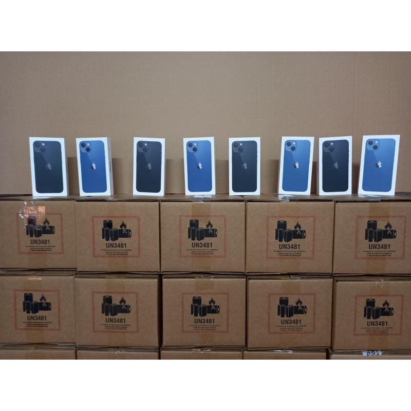 For sale Apple iPhone 13 / 13 Pro / 13 Pro Max